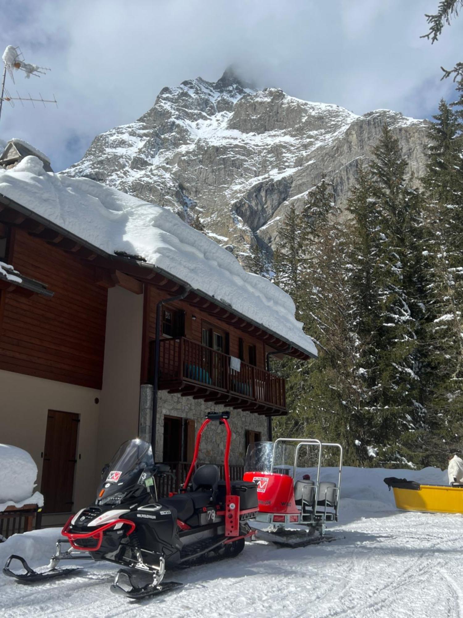 Wildhomes Wild Wolf Lodge Courmayeur Exterior foto